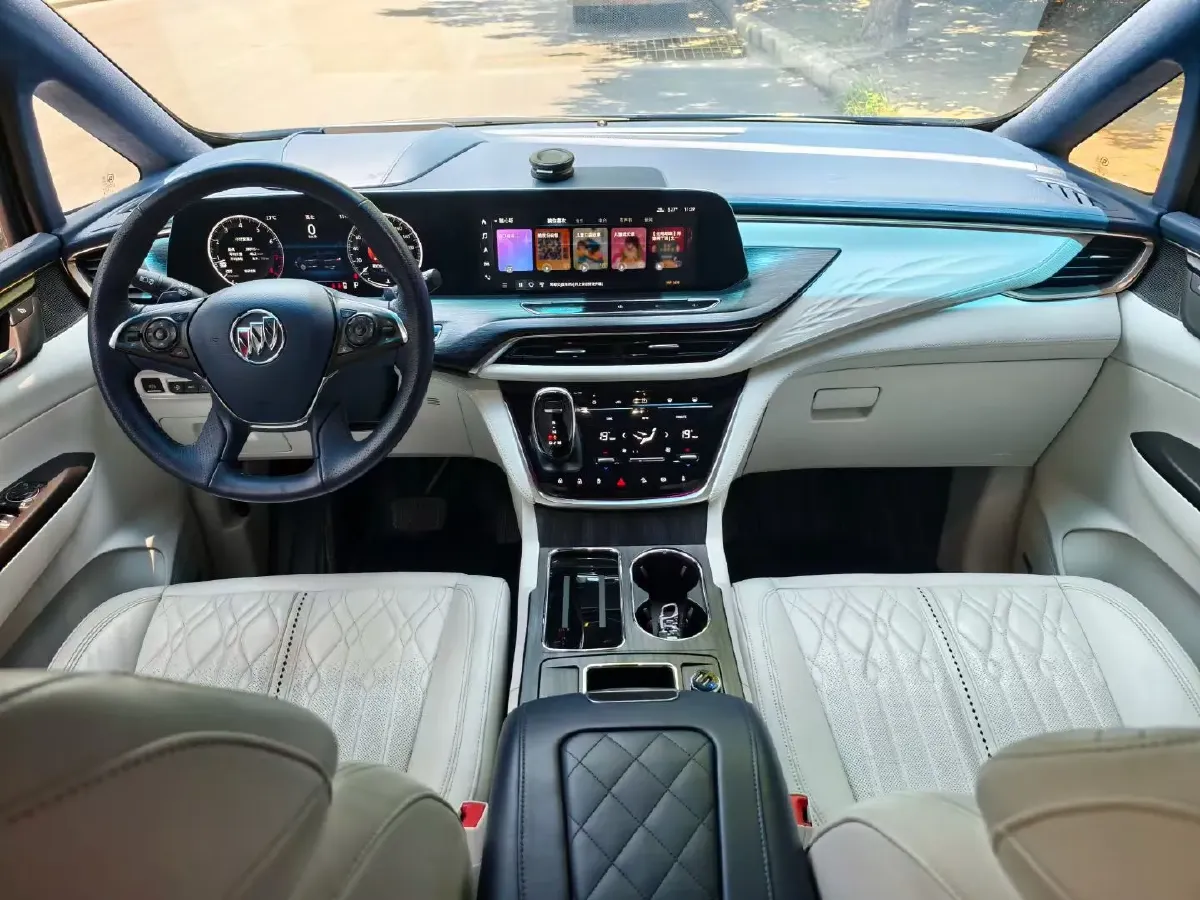 2020 Buick GL8 2.0T 237HP L4 9AT,autocango,china used car exporter,china ev exporter,chinese used car exporter,chinese used ev exporter