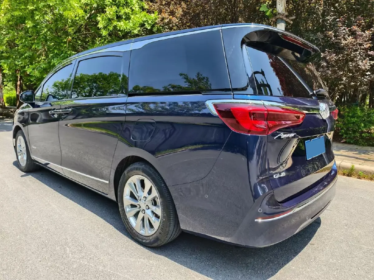 2020 Buick GL8 2.0T 237HP L4 9AT,autocango,china used car exporter,china ev exporter,chinese used car exporter,chinese used ev exporter