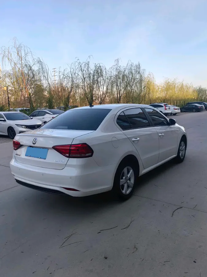 2019 Volkswagen Polo 1.5L 113HP L4 5MT,autocango,china used car exporter,china ev exporter,chinese used car exporter,chinese used ev exporter