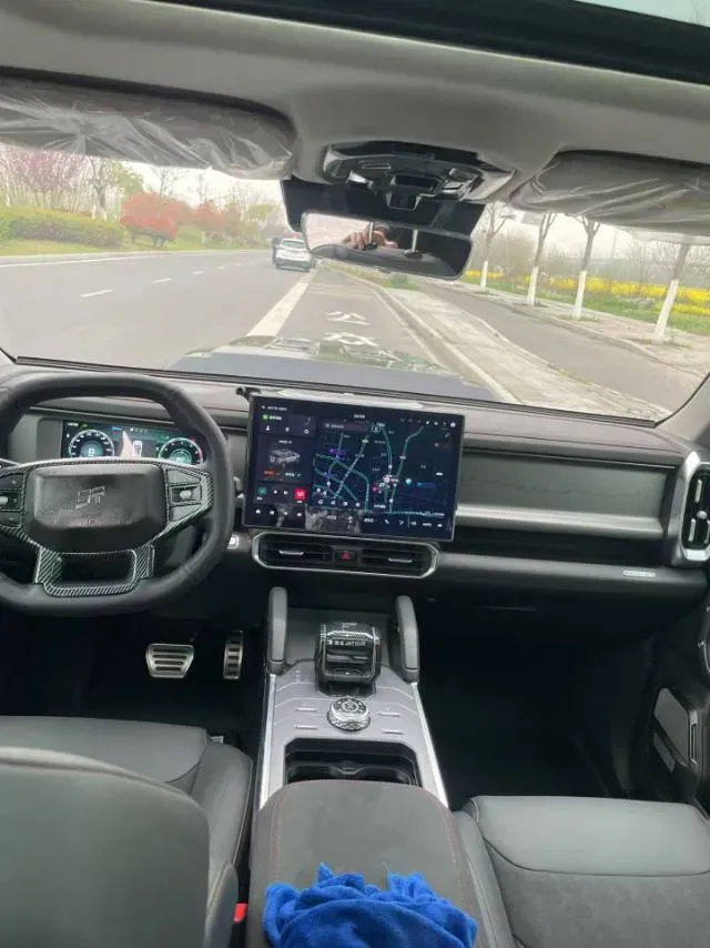 2023 Jetour Traveller 2.0T 254HP L4 7DCT,autocango,china used car exporter,china ev exporter,chinese used car exporter,chinese used ev exporter