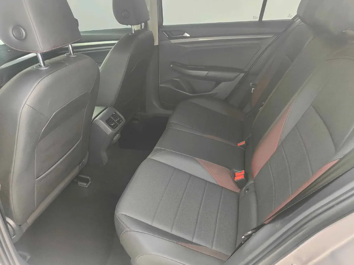 2021 Volkswagen Bora 1.5L 113HP L4 6AT,autocango,china used car exporter,china ev exporter,chinese used car exporter,chinese used ev exporter