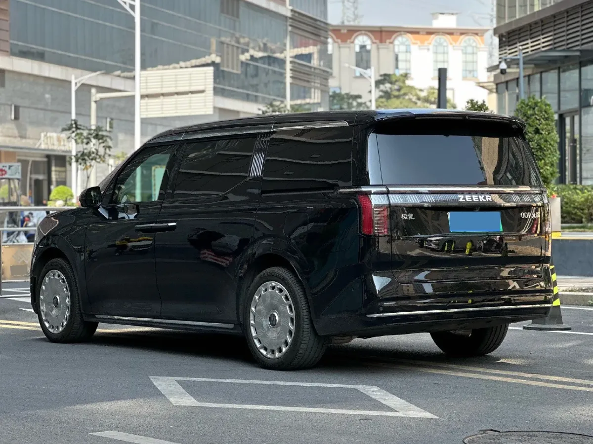 2024 Zeekr 009 BEV 108KWH,autocango,china used car exporter,china ev exporter,chinese used car exporter,chinese used ev exporter