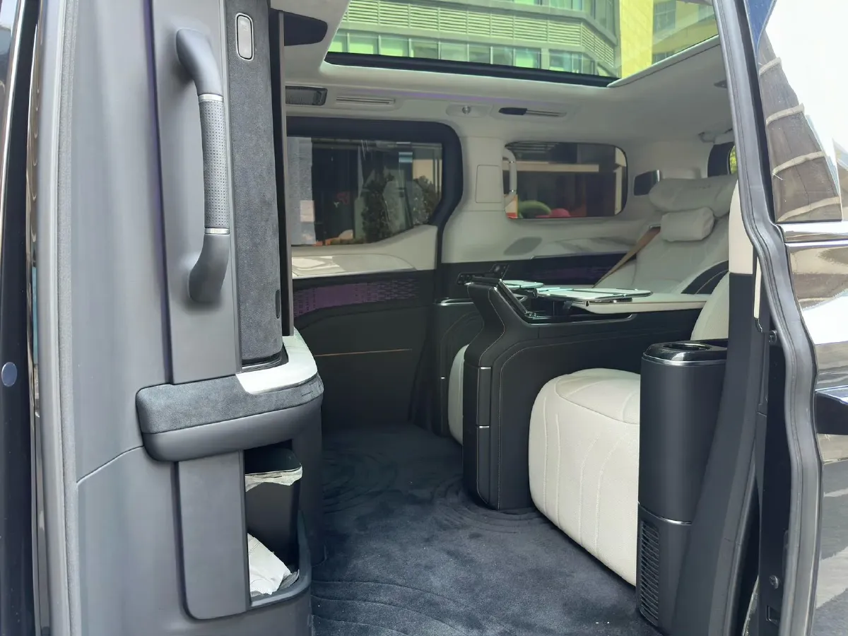 2024 Zeekr 009 BEV 108KWH,autocango,china used car exporter,china ev exporter,chinese used car exporter,chinese used ev exporter