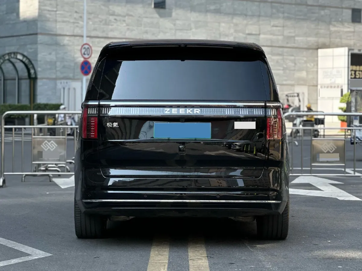 2024 Zeekr 009 BEV 108KWH,autocango,china used car exporter,china ev exporter,chinese used car exporter,chinese used ev exporter