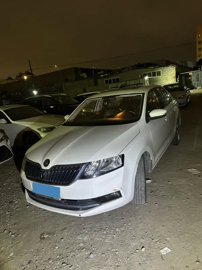 2019 SWM G01 1.5T 156HP L4 6AT,autocango,china used car exporter,china ev exporter,chinese used car exporter,chinese used ev exporter