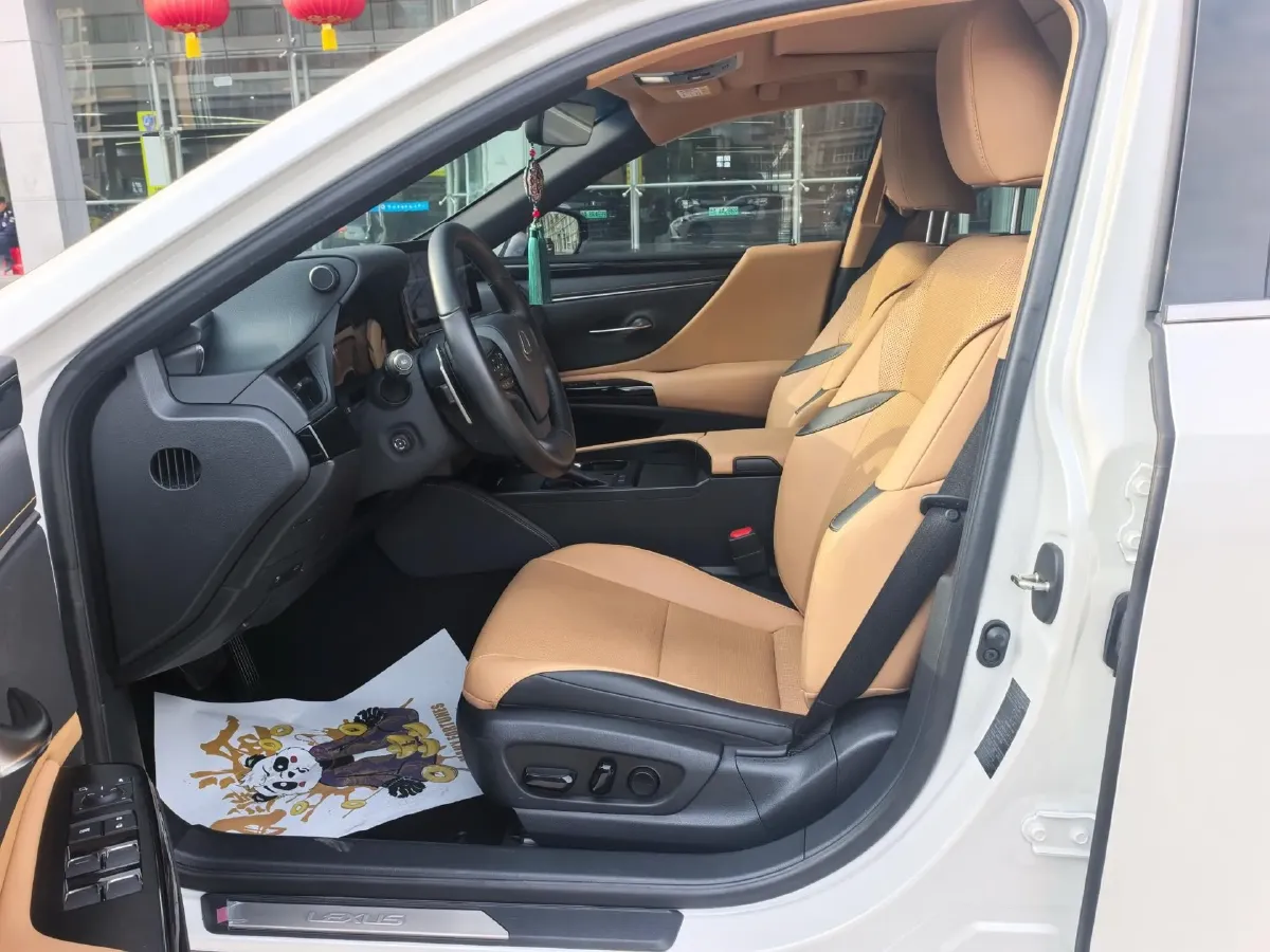 2024 Lexus ES 2.0L 173HP L4 CVT,autocango,china used car exporter,china ev exporter,chinese used car exporter,chinese used ev exporter