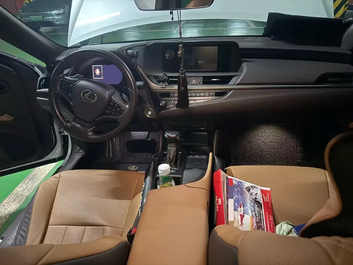 2020 Lexus ES 2.0L 173HP L4 CVT,autocango,china used car exporter,china ev exporter,chinese used car exporter,chinese used ev exporter