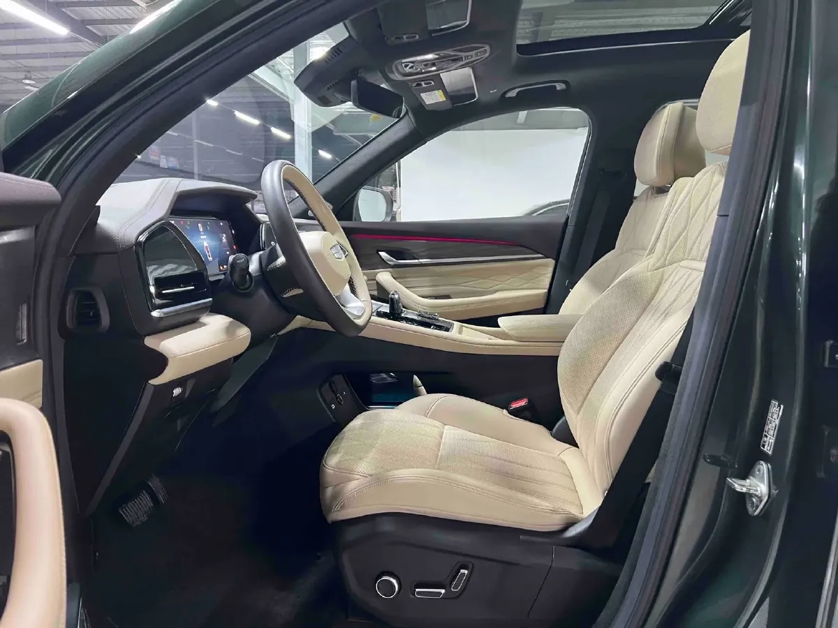 2025 Geely Monjaro 2.0T 238HP L4 8AT,autocango,china used car exporter,china ev exporter,chinese used car exporter,chinese used ev exporter