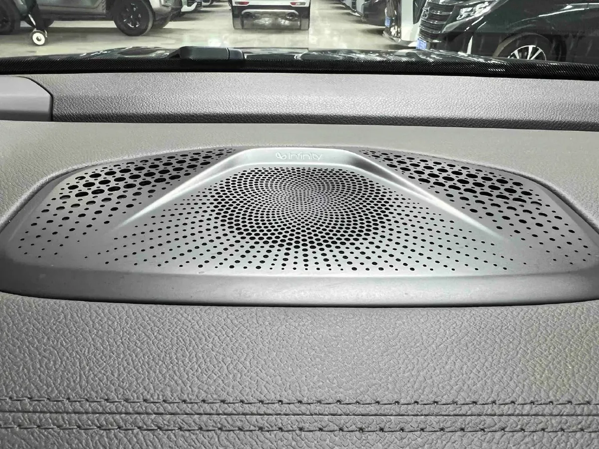 2025 Geely Monjaro 2.0T 238HP L4 8AT,autocango,china used car exporter,china ev exporter,chinese used car exporter,chinese used ev exporter