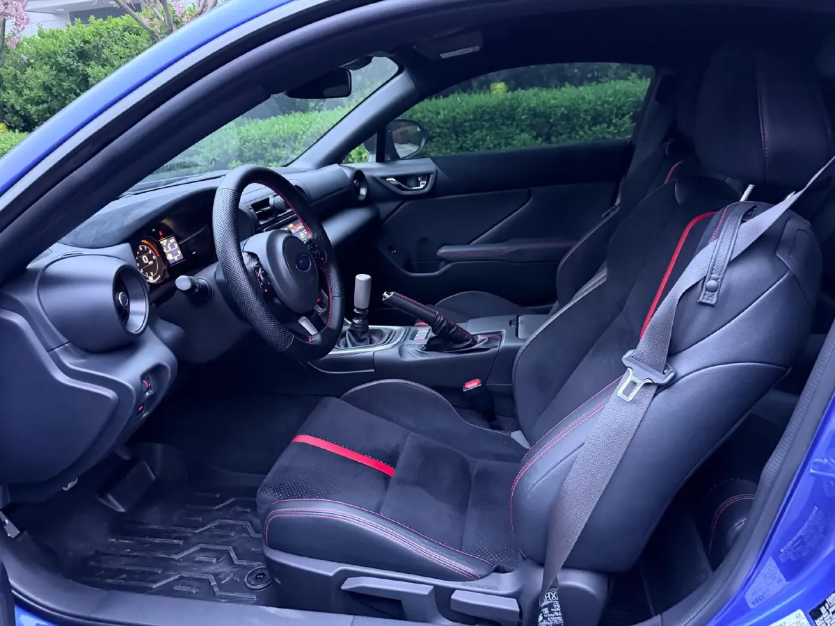 2022 Subaru BRZ 2.4L 234HP H4 6MT,autocango,china used car exporter,china ev exporter,chinese used car exporter,chinese used ev exporter