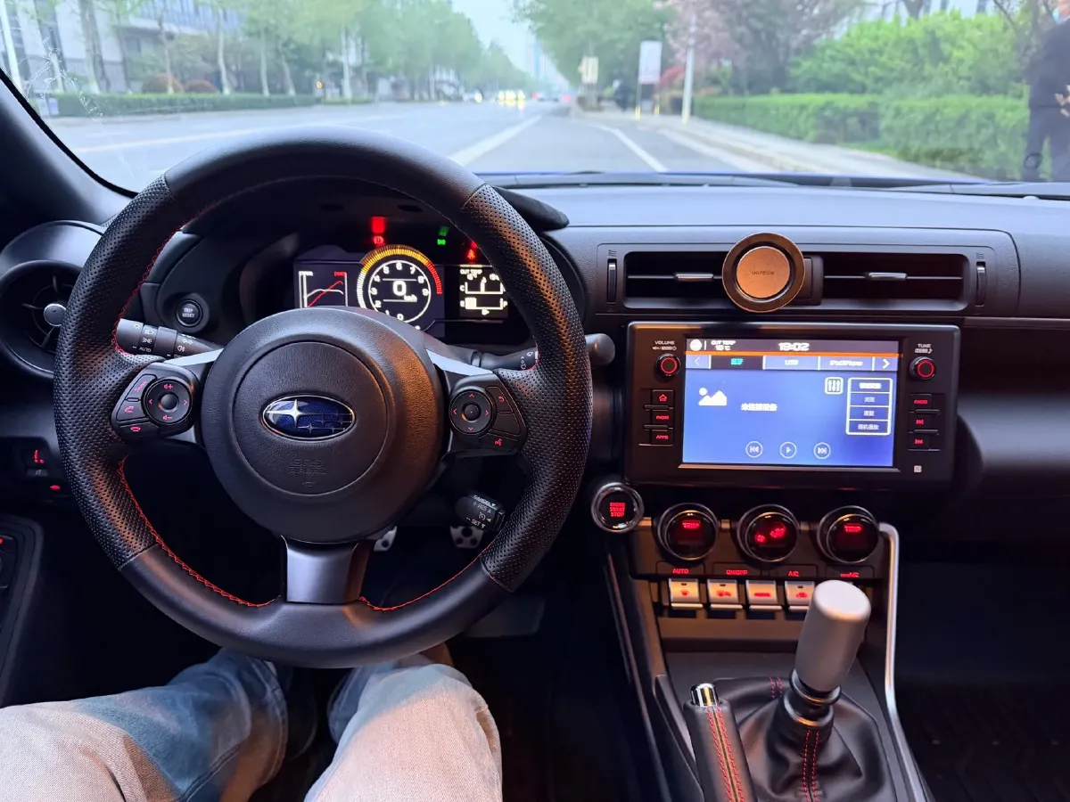 2022 Subaru BRZ 2.4L 234HP H4 6MT,autocango,china used car exporter,china ev exporter,chinese used car exporter,chinese used ev exporter