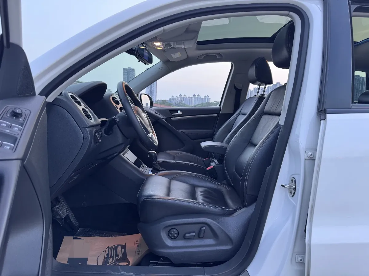 2017 MAXUS T60 2.0T 224HP L4 6AT,autocango,china used car exporter,china ev exporter,chinese used car exporter,chinese used ev exporter