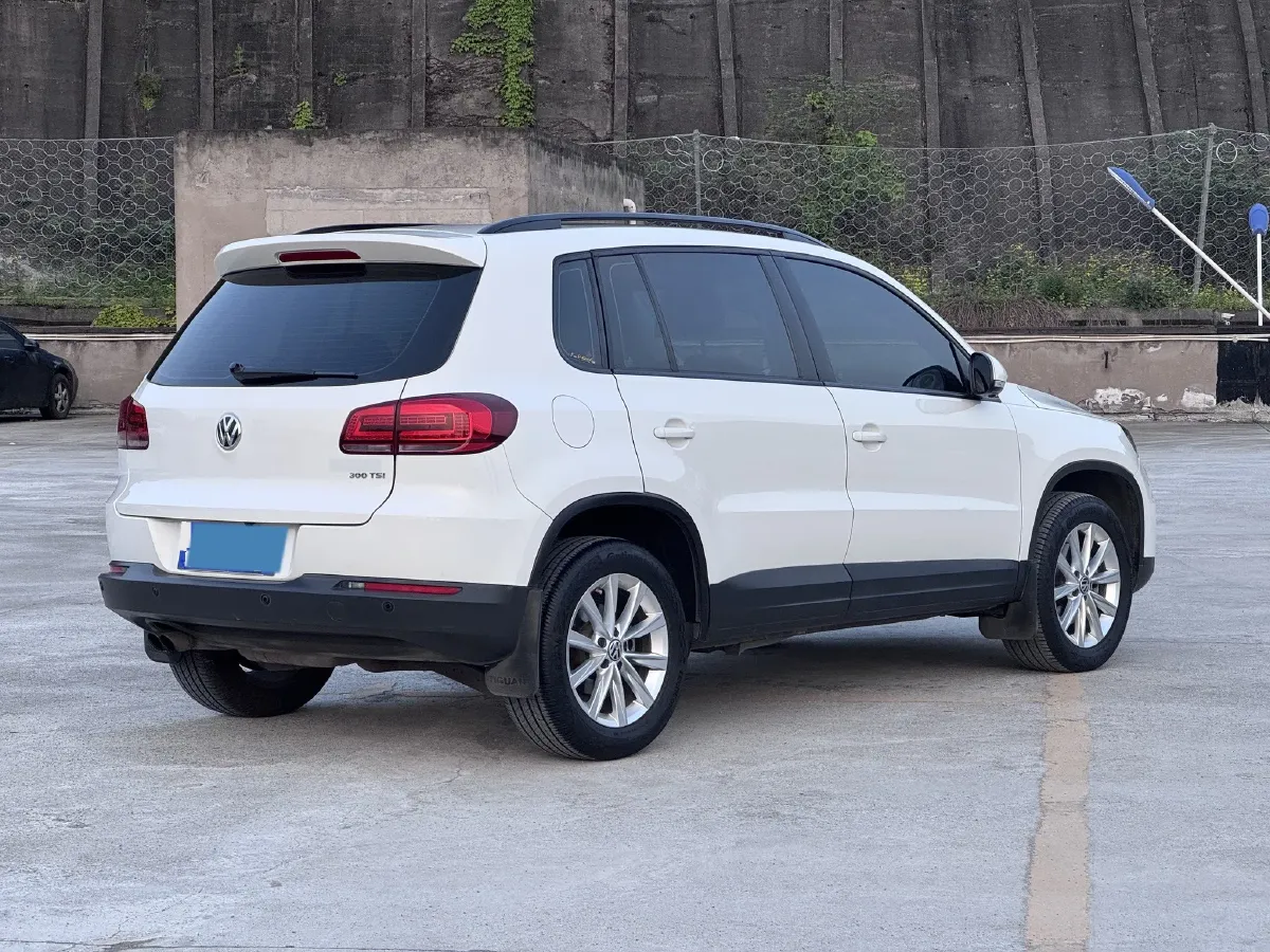 2017 MAXUS T60 2.0T 224HP L4 6AT,autocango,china used car exporter,china ev exporter,chinese used car exporter,chinese used ev exporter