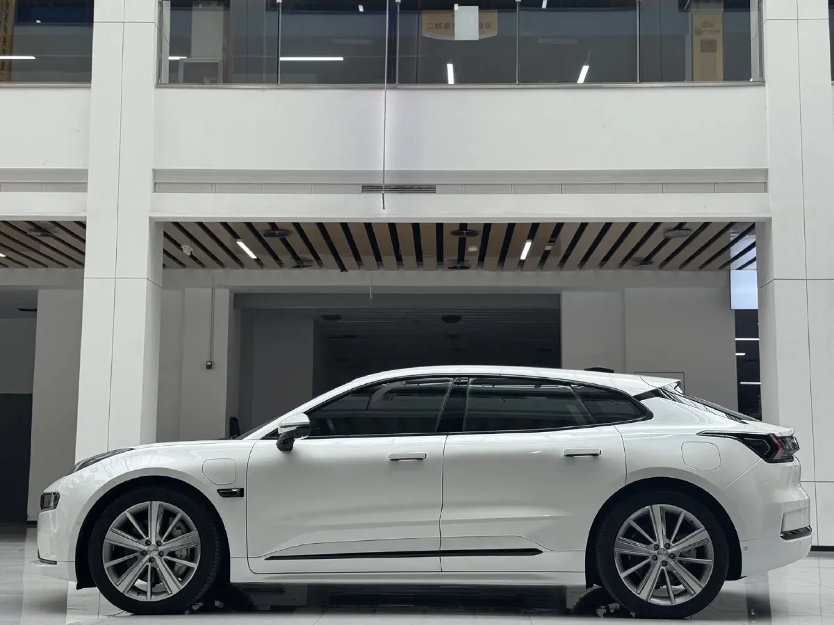 2022 Zeekr 001 BEV 100KWH,autocango,china used car exporter,china ev exporter,chinese used car exporter,chinese used ev exporter