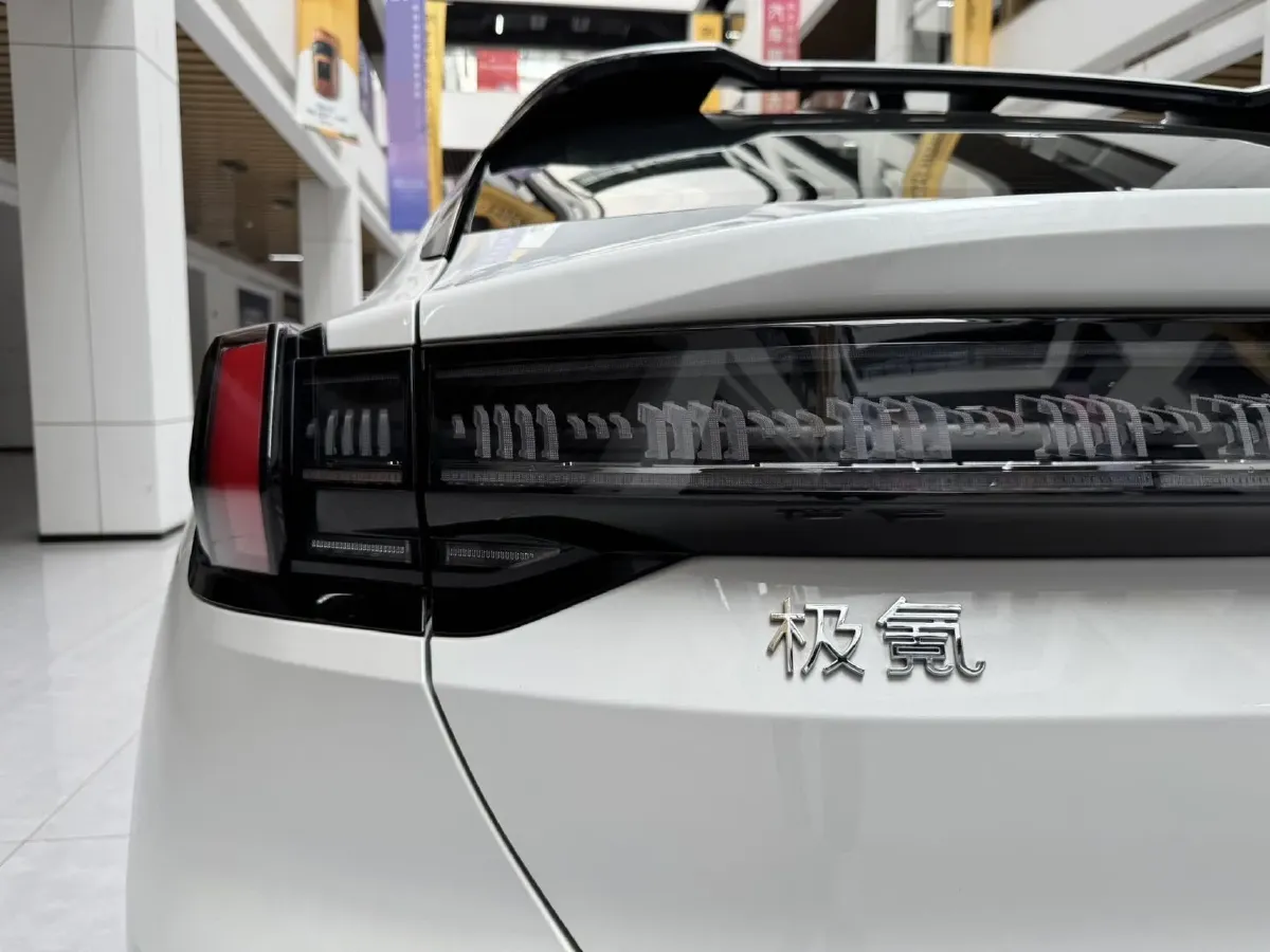 2022 Zeekr 001 BEV 100KWH,autocango,china used car exporter,china ev exporter,chinese used car exporter,chinese used ev exporter