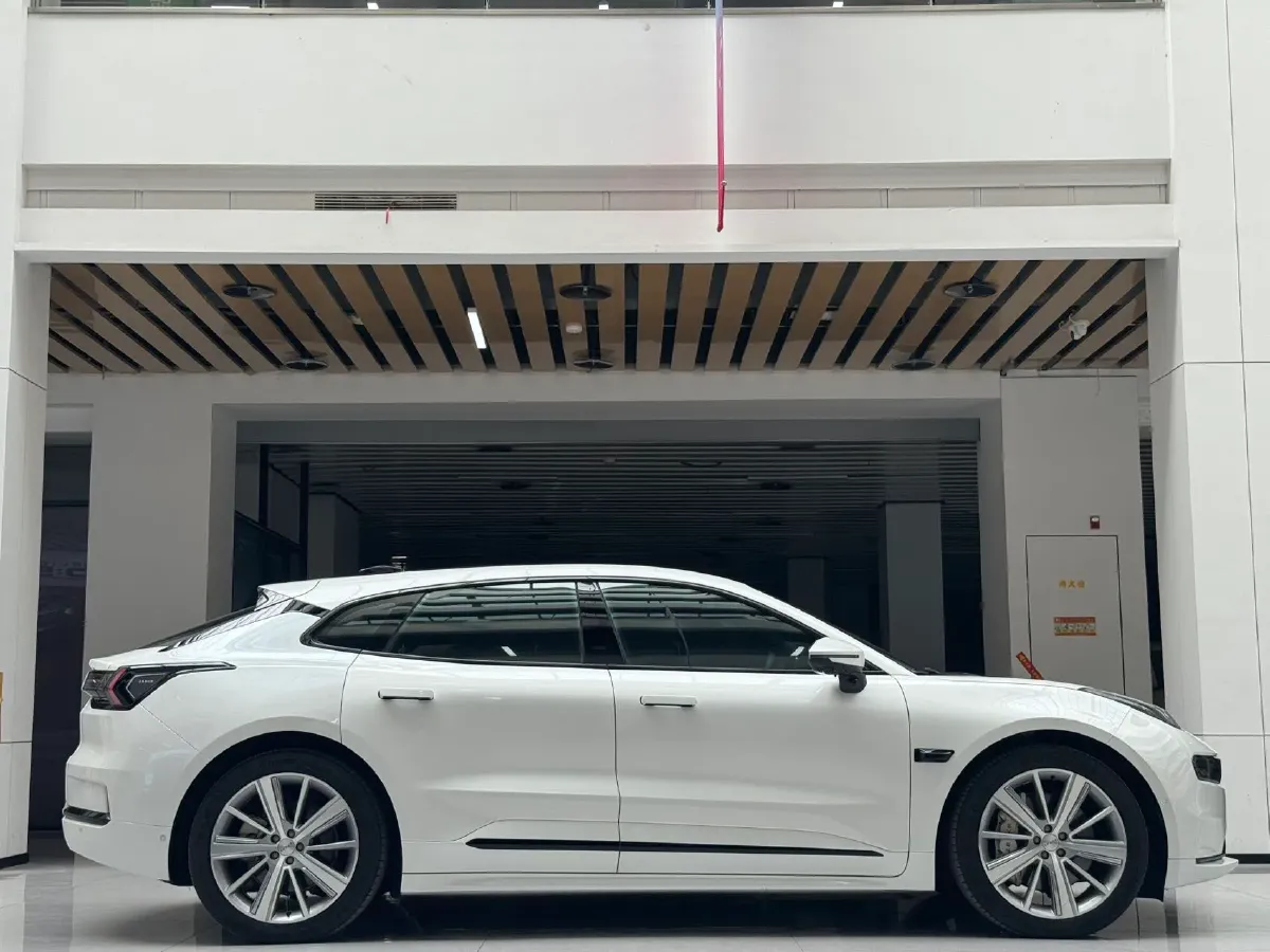 2022 Zeekr 001 BEV 100KWH,autocango,china used car exporter,china ev exporter,chinese used car exporter,chinese used ev exporter