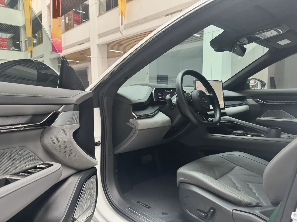 2022 Zeekr 001 BEV 100KWH,autocango,china used car exporter,china ev exporter,chinese used car exporter,chinese used ev exporter