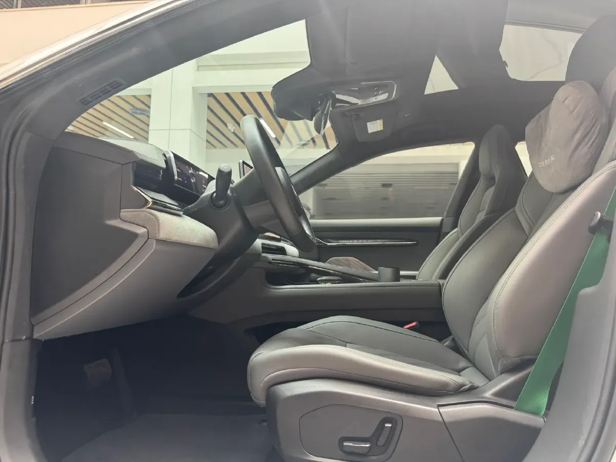 2022 Zeekr 001 BEV 100KWH,autocango,china used car exporter,china ev exporter,chinese used car exporter,chinese used ev exporter