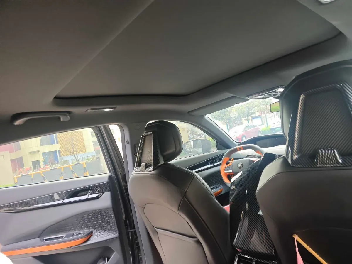 2022 ChangAn UNI-V 1.5T 188HP L4 7DCT,autocango,china used car exporter,china ev exporter,chinese used car exporter,chinese used ev exporter