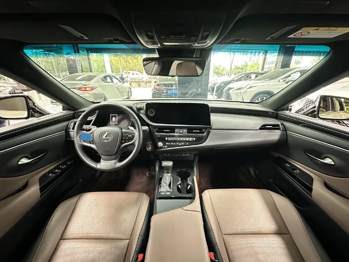 2022 Lexus ES 2.5L 178HP L4 E-CVT Hybrid,autocango,china used car exporter,china ev exporter,chinese used car exporter,chinese used ev exporter