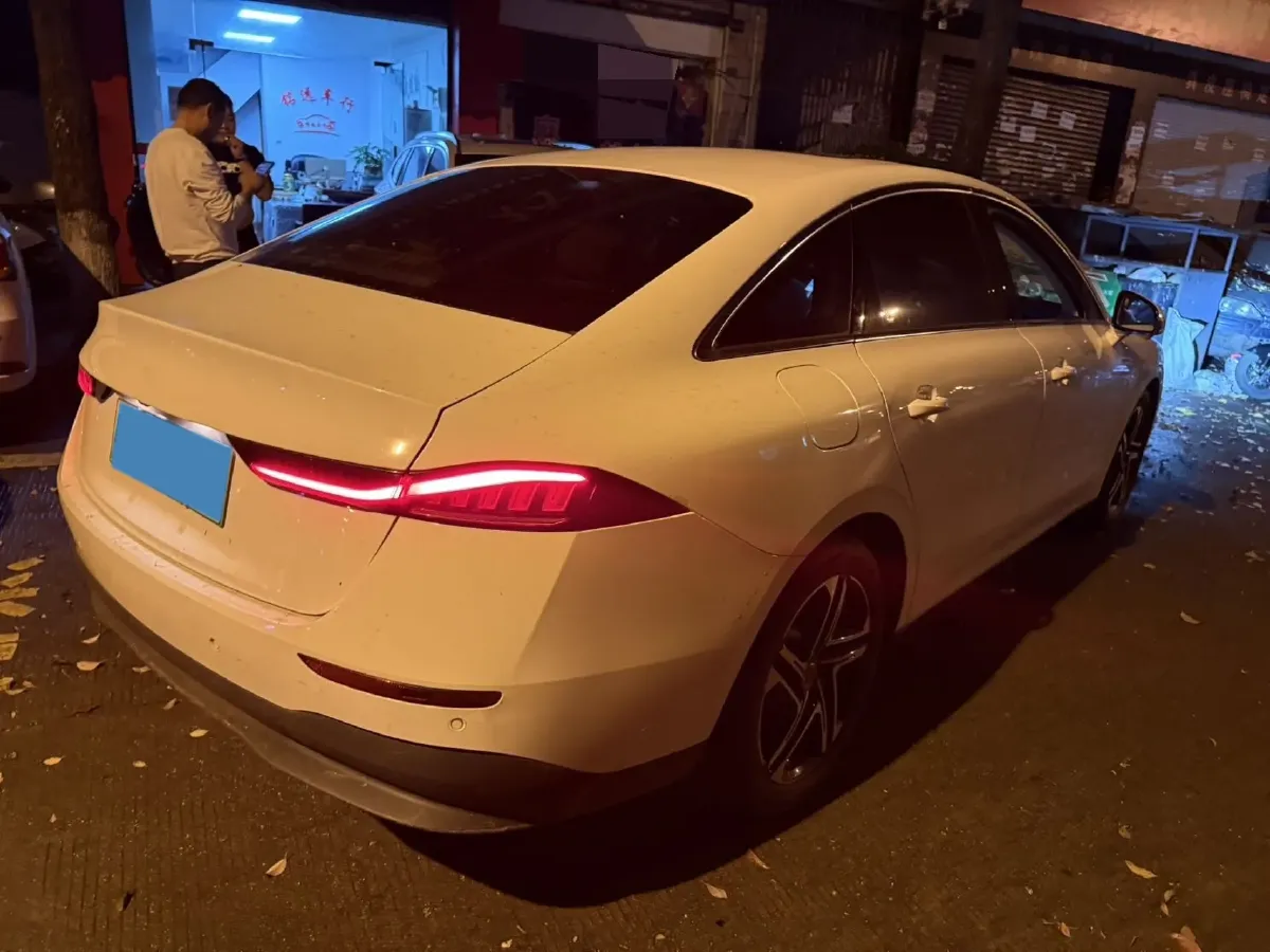 2023 Roewe D7 1.5L 112HP L4 1DHT PHEV 21.4KWH,autocango,china used car exporter,china ev exporter,chinese used car exporter,chinese used ev exporter
