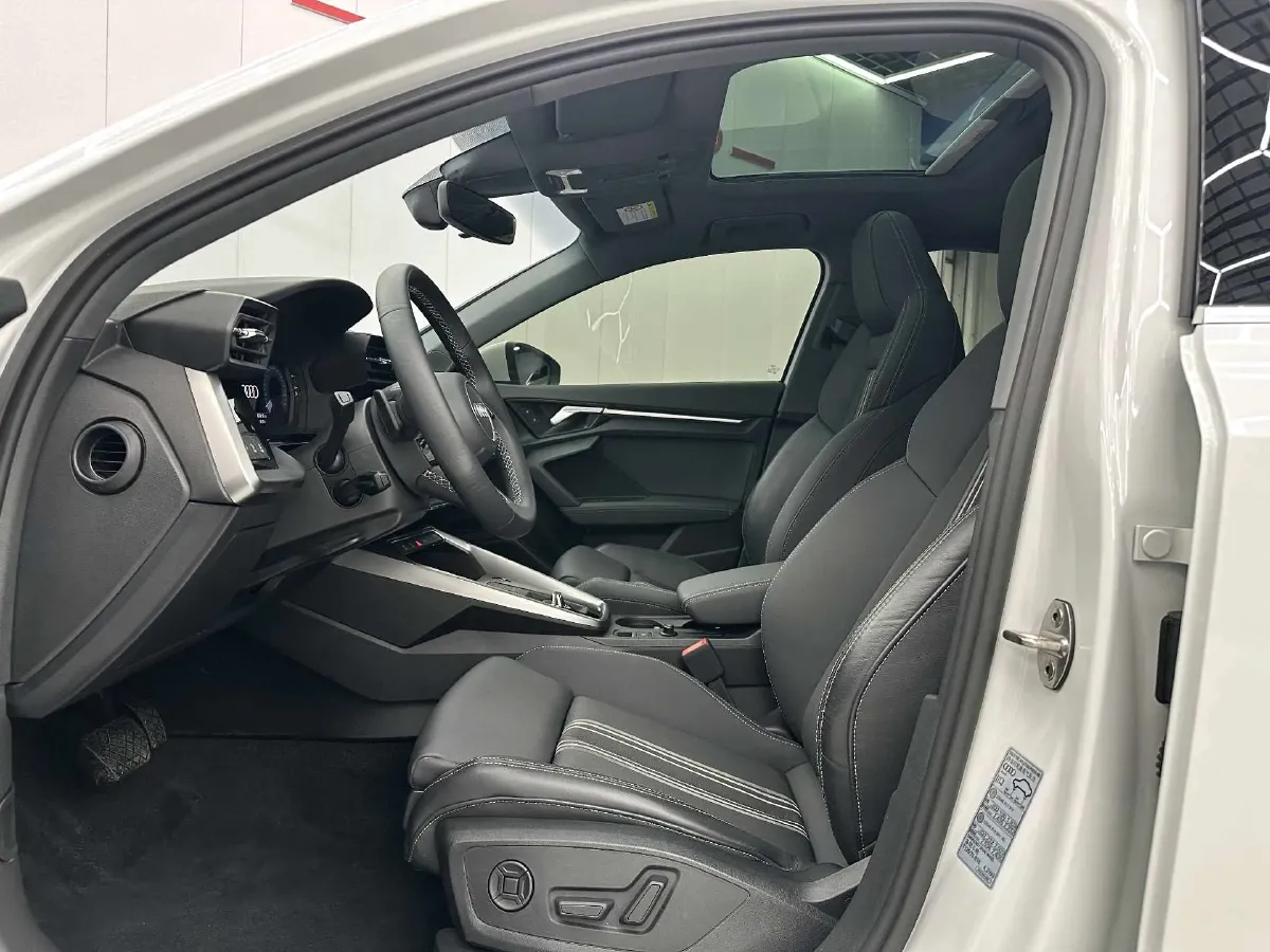 2022 Audi A3 1.4T 150HP L4 7DCT,autocango,china used car exporter,china ev exporter,chinese used car exporter,chinese used ev exporter