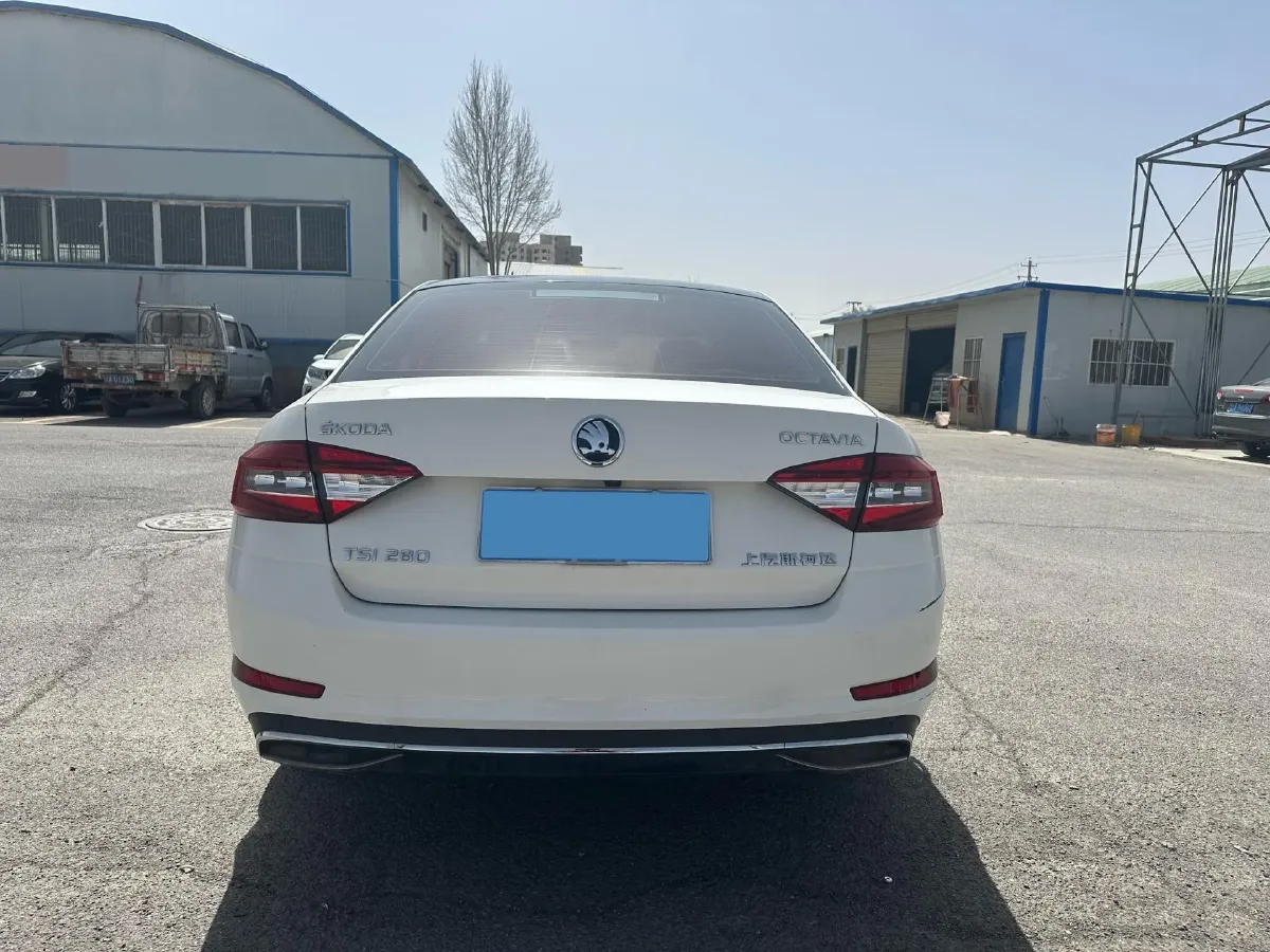 2019 Skoda Octavia 1.4T 150HP L4 7DCT,autocango,china used car exporter,china ev exporter,chinese used car exporter,chinese used ev exporter