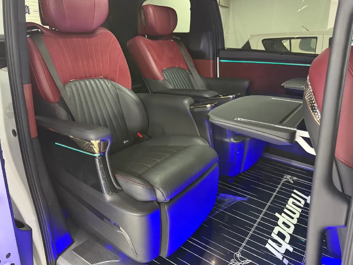 2023 GAC Trumpchi M8 2.0T 252HP L4 8AT,autocango,china used car exporter,china ev exporter,chinese used car exporter,chinese used ev exporter