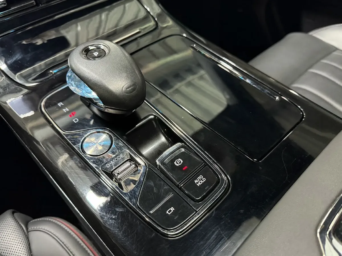 2023 GAC Trumpchi M8 2.0T 252HP L4 8AT,autocango,china used car exporter,china ev exporter,chinese used car exporter,chinese used ev exporter