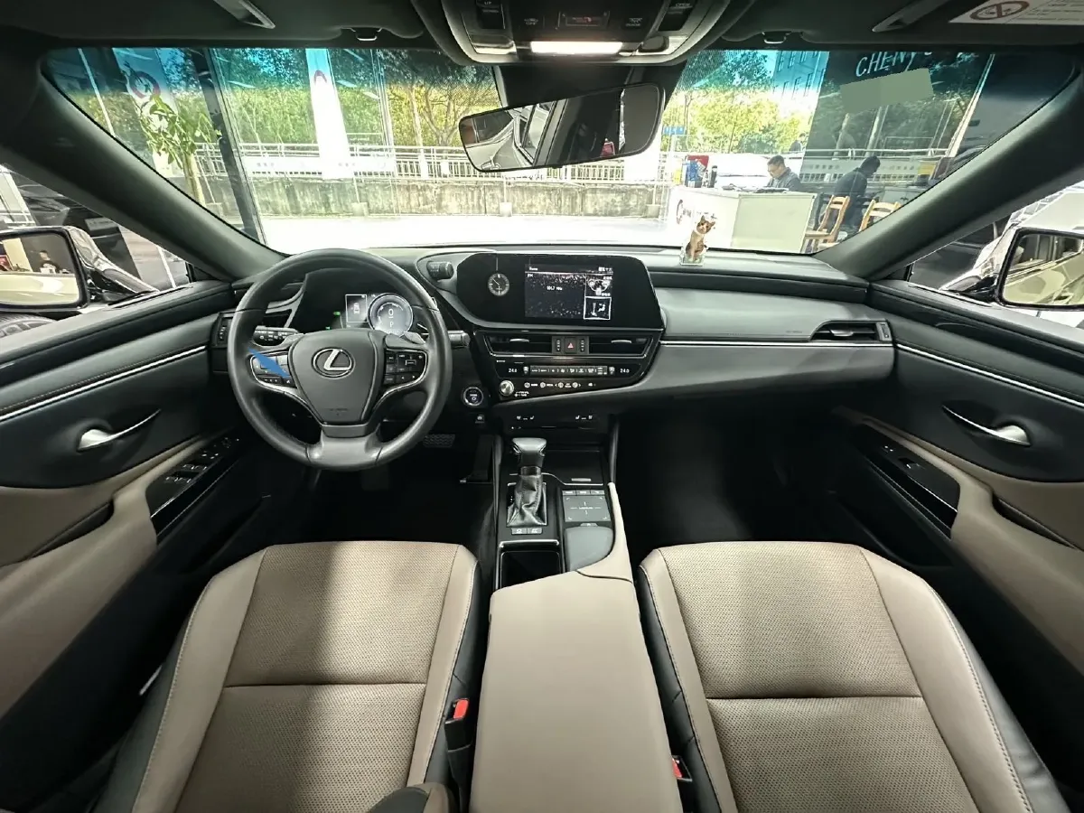 2021 Lexus ES 2.5L 178HP L4 E-CVT Hybrid,autocango,china used car exporter,china ev exporter,chinese used car exporter,chinese used ev exporter