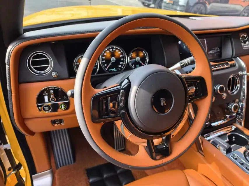 2018 Rolls-Royce Cullinan 6.7T 571HP V12 8AT,autocango,china used car exporter,china ev exporter,chinese used car exporter,chinese used ev exporter