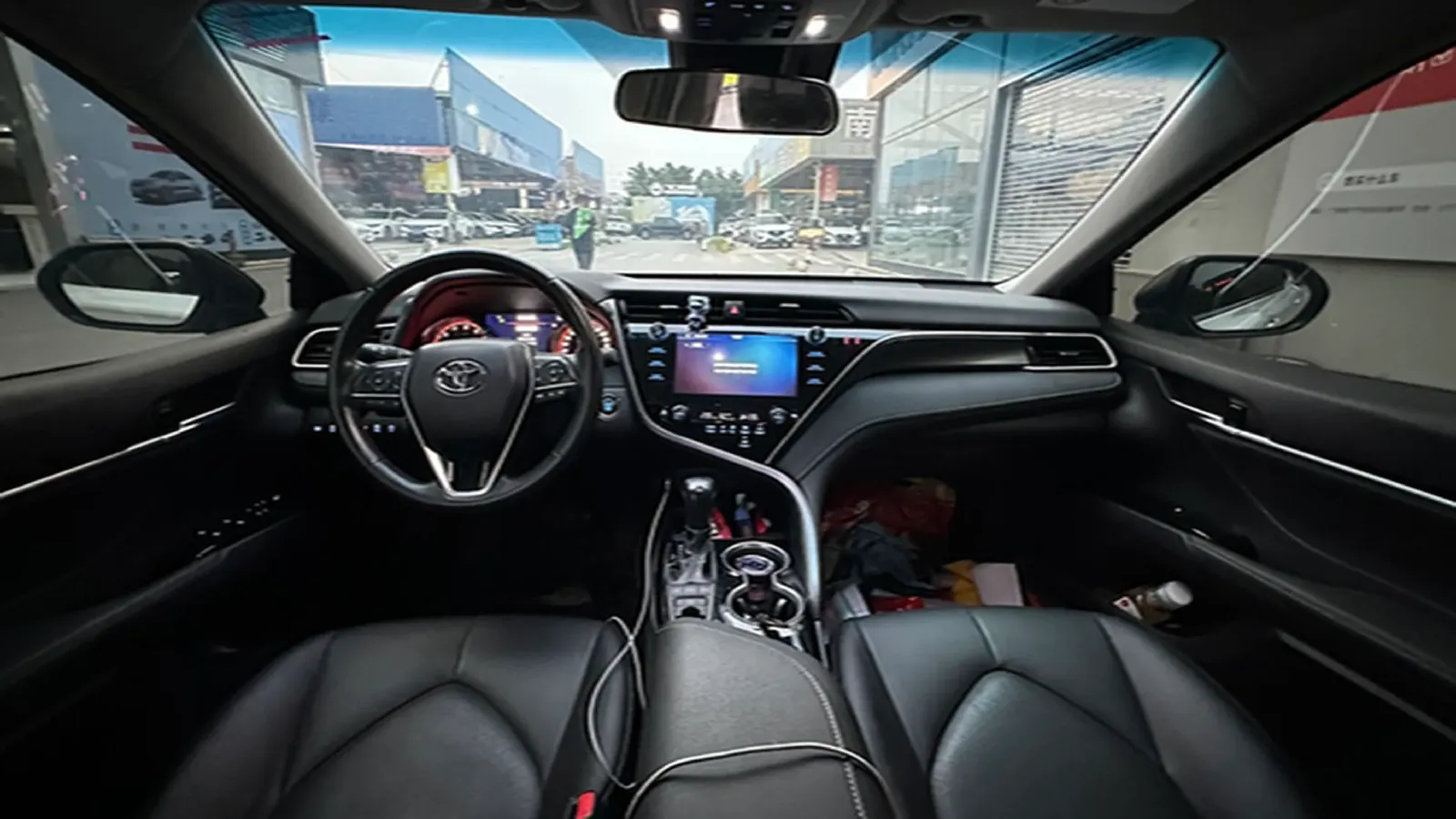 2019 Toyota Camry 2.5L 209HP L4 8AT,autocango,china used car exporter,china ev exporter,chinese used car exporter,chinese used ev exporter