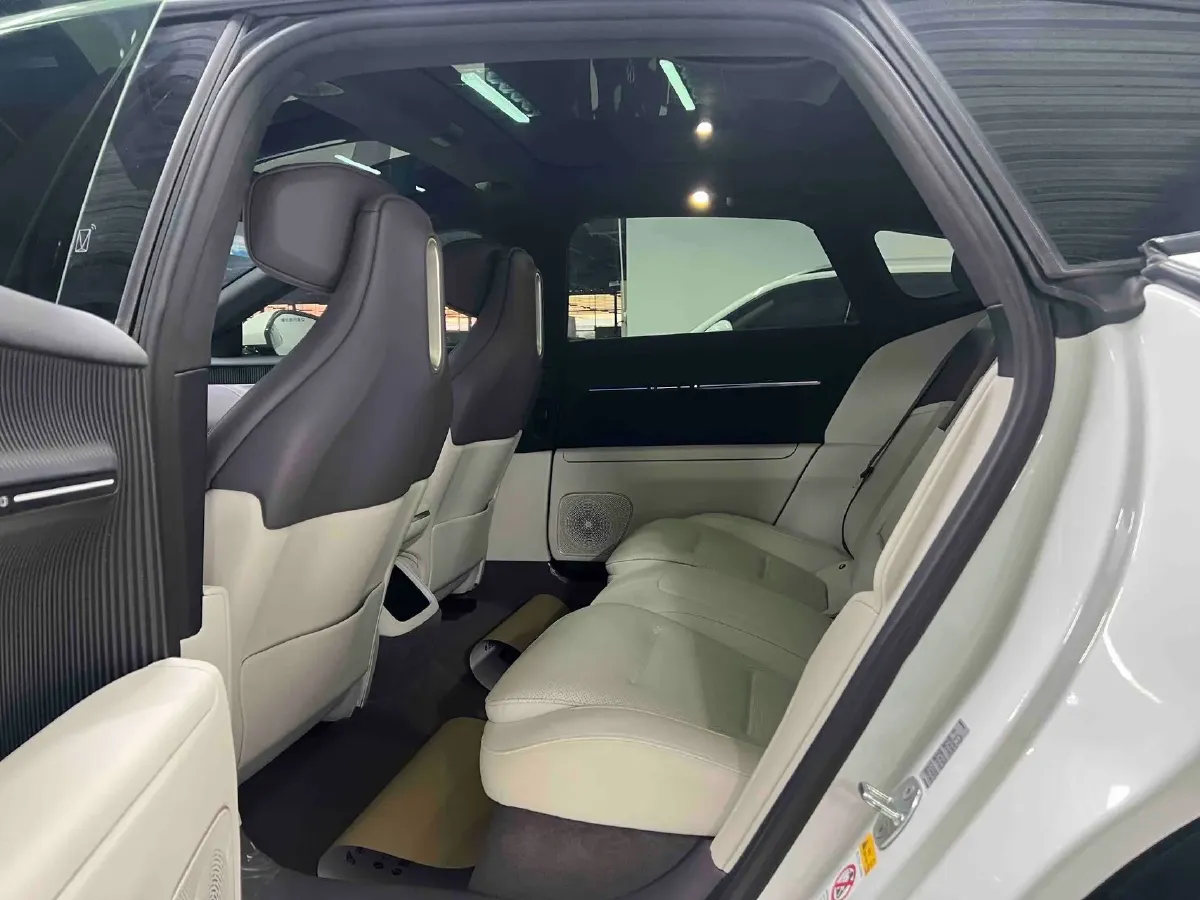 2024 Avatr 12 BEV 94.5KWH,autocango,china used car exporter,china ev exporter,chinese used car exporter,chinese used ev exporter