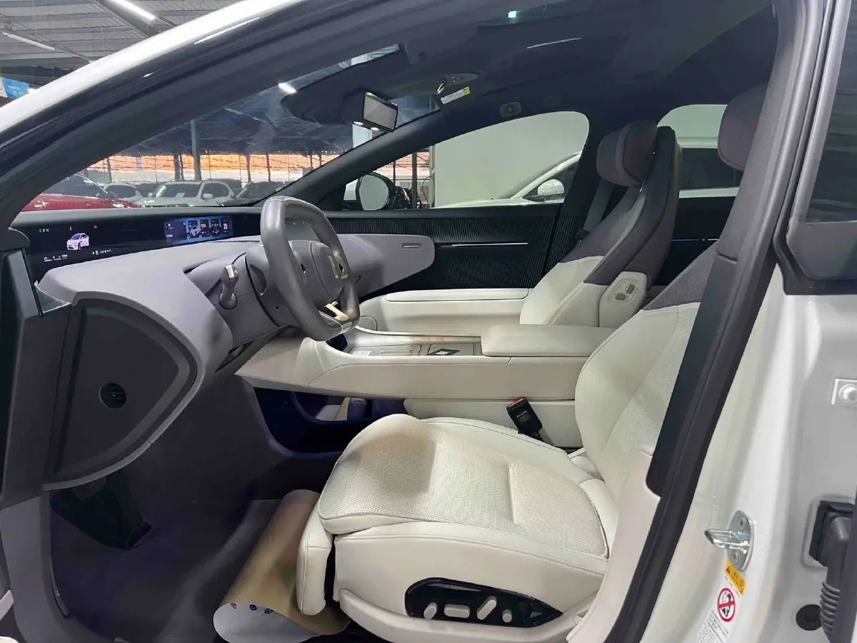 2024 Avatr 12 BEV 94.5KWH,autocango,china used car exporter,china ev exporter,chinese used car exporter,chinese used ev exporter