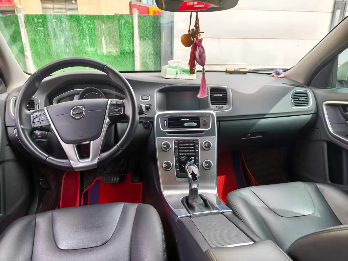 2019 Volkswagen Teramont 2.0T 220HP L4 7DCT,autocango,china used car exporter,china ev exporter,chinese used car exporter,chinese used ev exporter