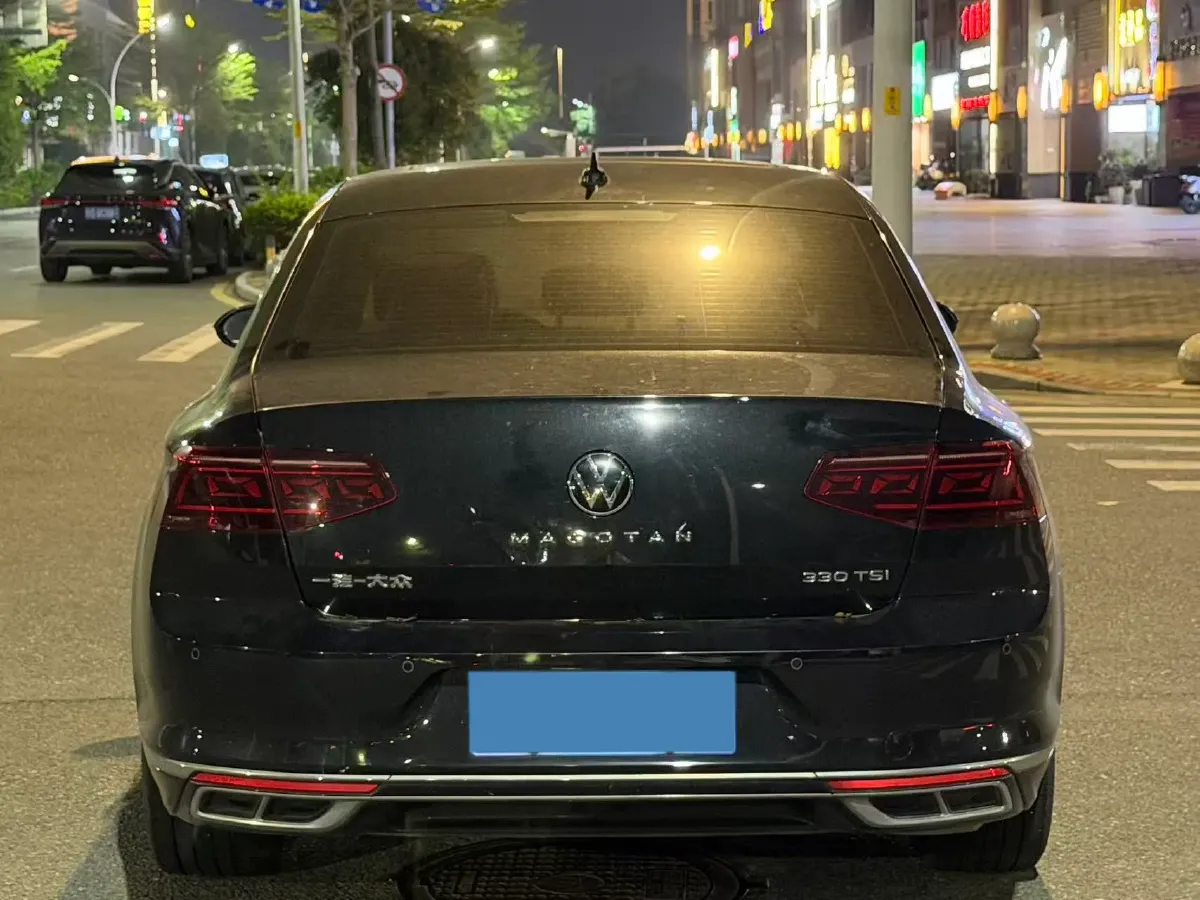 2023 Volkswagen Magotan 2.0T 186HP L4 7DCT,autocango,china used car exporter,china ev exporter,chinese used car exporter,chinese used ev exporter