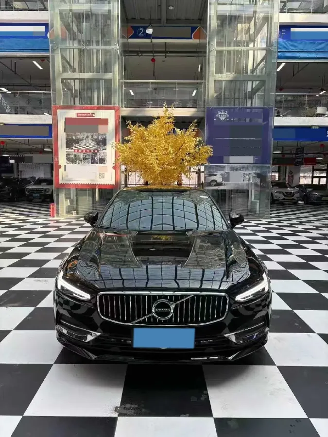 2020 Volvo S90 2.0T 254HP L4 8AT,autocango,china used car exporter,china ev exporter,chinese used car exporter,chinese used ev exporter