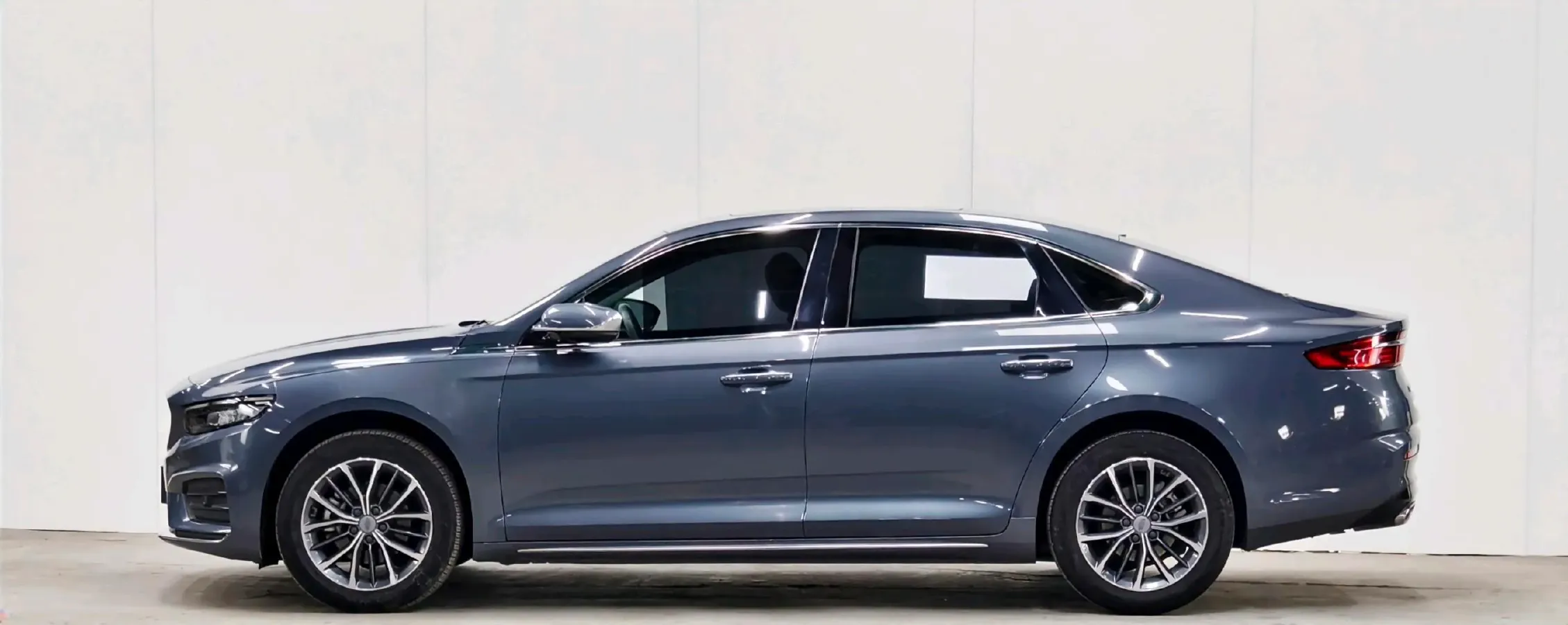 2021 Geely Preface 2.0T 190HP L4 7DCT,autocango,china used car exporter,china ev exporter,chinese used car exporter,chinese used ev exporter