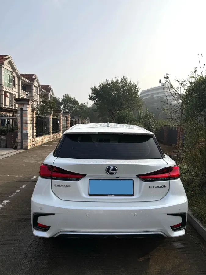 2020 Lexus CT 1.8L 99HP L4 E-CVT Hybrid,autocango,china used car exporter,china ev exporter,chinese used car exporter,chinese used ev exporter