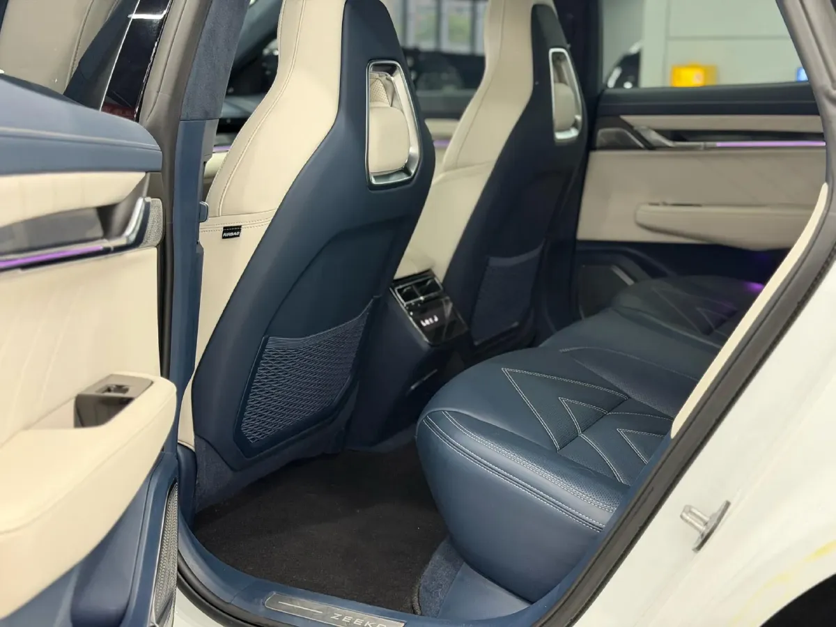 2023 Zeekr 001 BEV 100KWH,autocango,china used car exporter,china ev exporter,chinese used car exporter,chinese used ev exporter