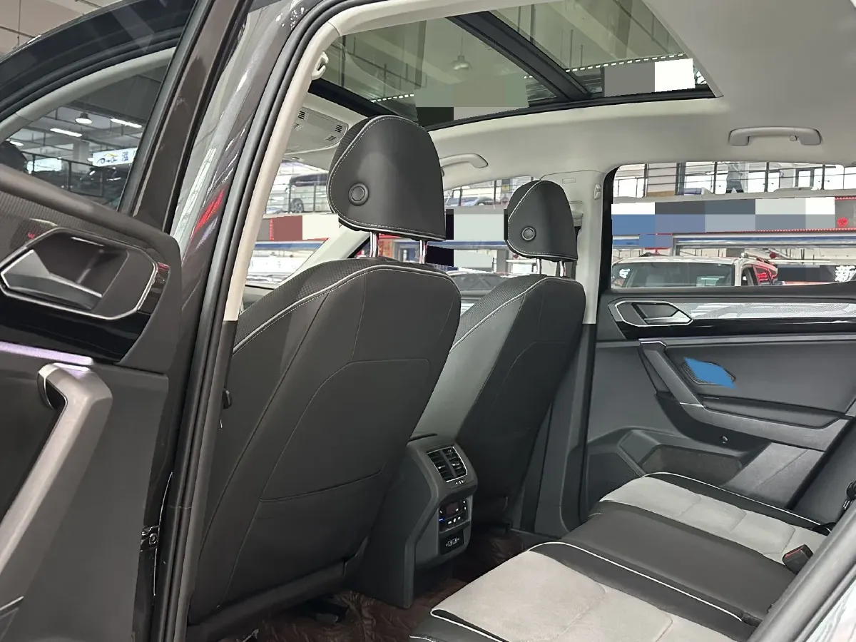 2020 Volkswagen Tayron X 2.0T 186HP L4 7DCT,autocango,china used car exporter,china ev exporter,chinese used car exporter,chinese used ev exporter