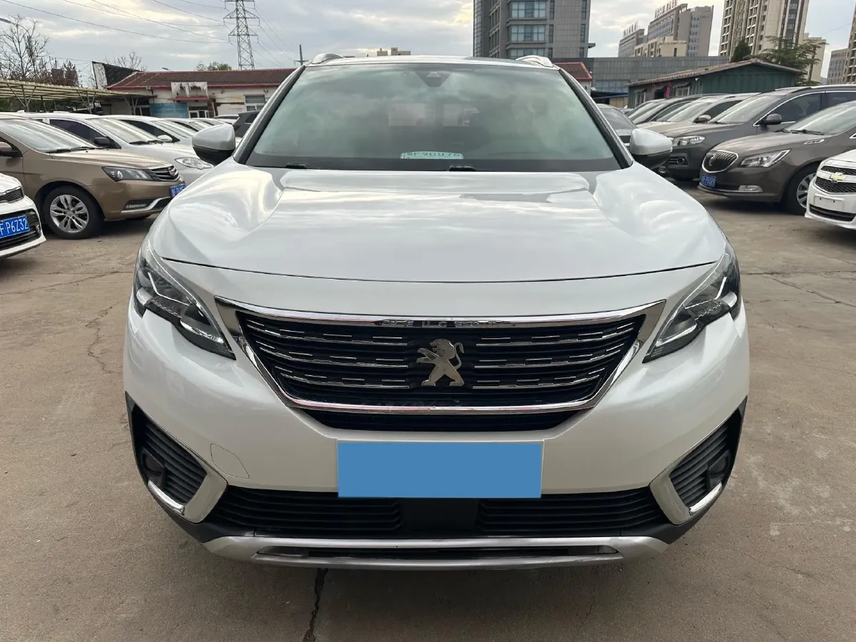 2017 Peugeot 5008 1.8T 204HP L4 6AT,autocango,china used car exporter,china ev exporter,chinese used car exporter,chinese used ev exporter