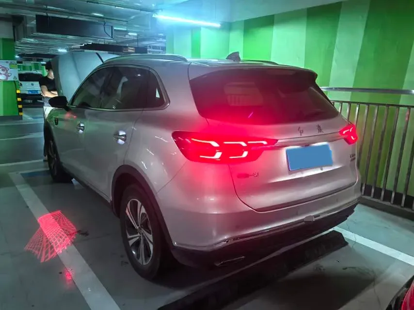 2019 HongQi HS5 2.0T 224HP L4 6AT,autocango,china used car exporter,china ev exporter,chinese used car exporter,chinese used ev exporter