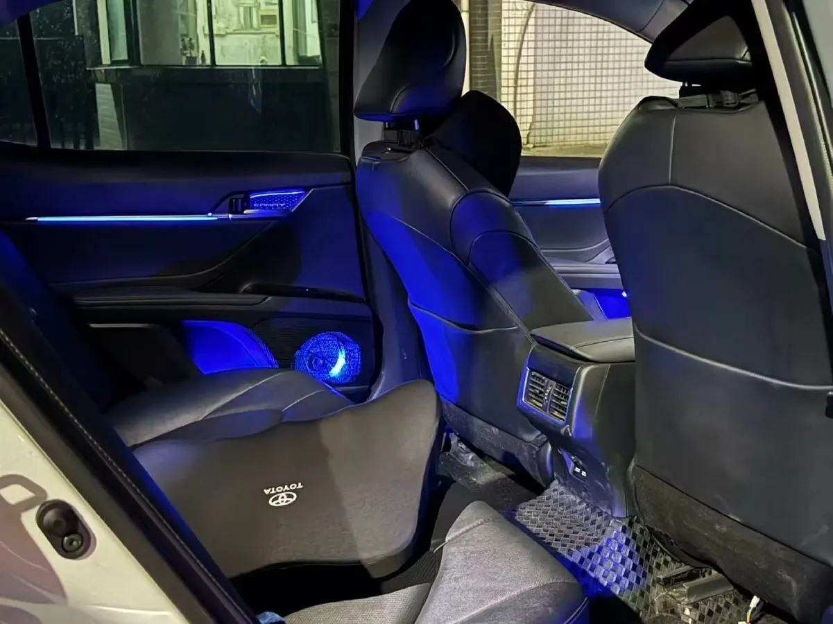 2021 Toyota Camry 2.5L 209HP L4 8AT,autocango,china used car exporter,china ev exporter,chinese used car exporter,chinese used ev exporter