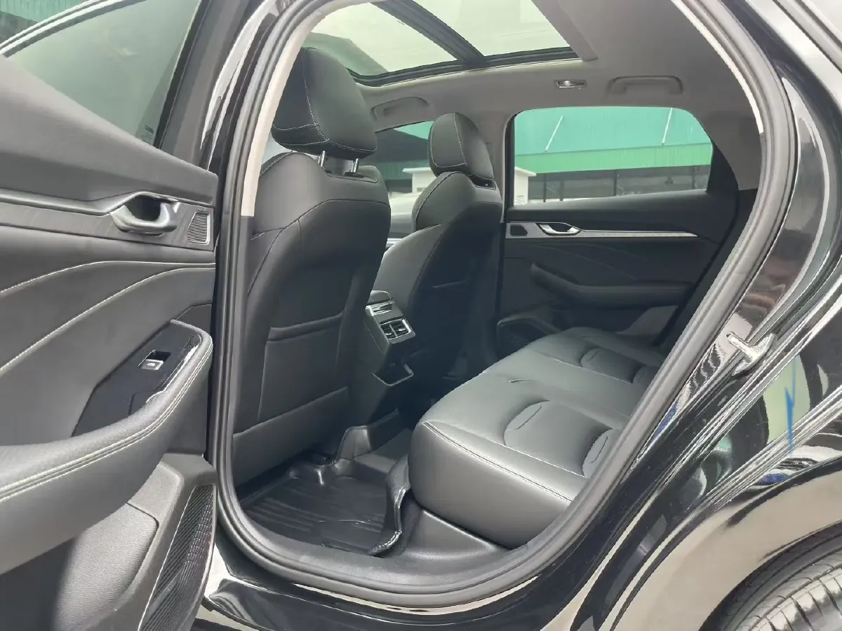 2021 Geely Preface 2.0T 190HP L4 7DCT,autocango,china used car exporter,china ev exporter,chinese used car exporter,chinese used ev exporter