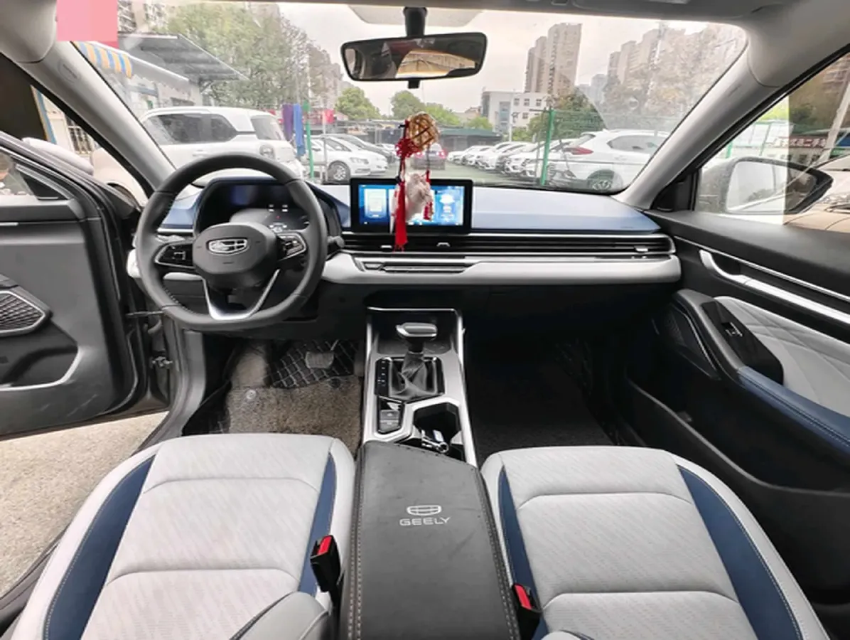 2022 Geely Emgrand 1.5L 114HP L4 CVT,autocango,china used car exporter,china ev exporter,chinese used car exporter,chinese used ev exporter