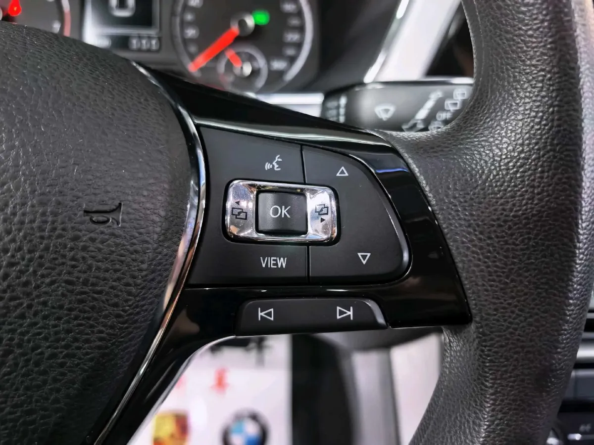 2021 Volkswagen T-Cross 1.5L 113HP L4 6AT,autocango,china used car exporter,china ev exporter,chinese used car exporter,chinese used ev exporter