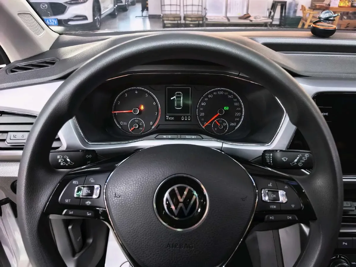 2021 Volkswagen T-Cross 1.5L 113HP L4 6AT,autocango,china used car exporter,china ev exporter,chinese used car exporter,chinese used ev exporter