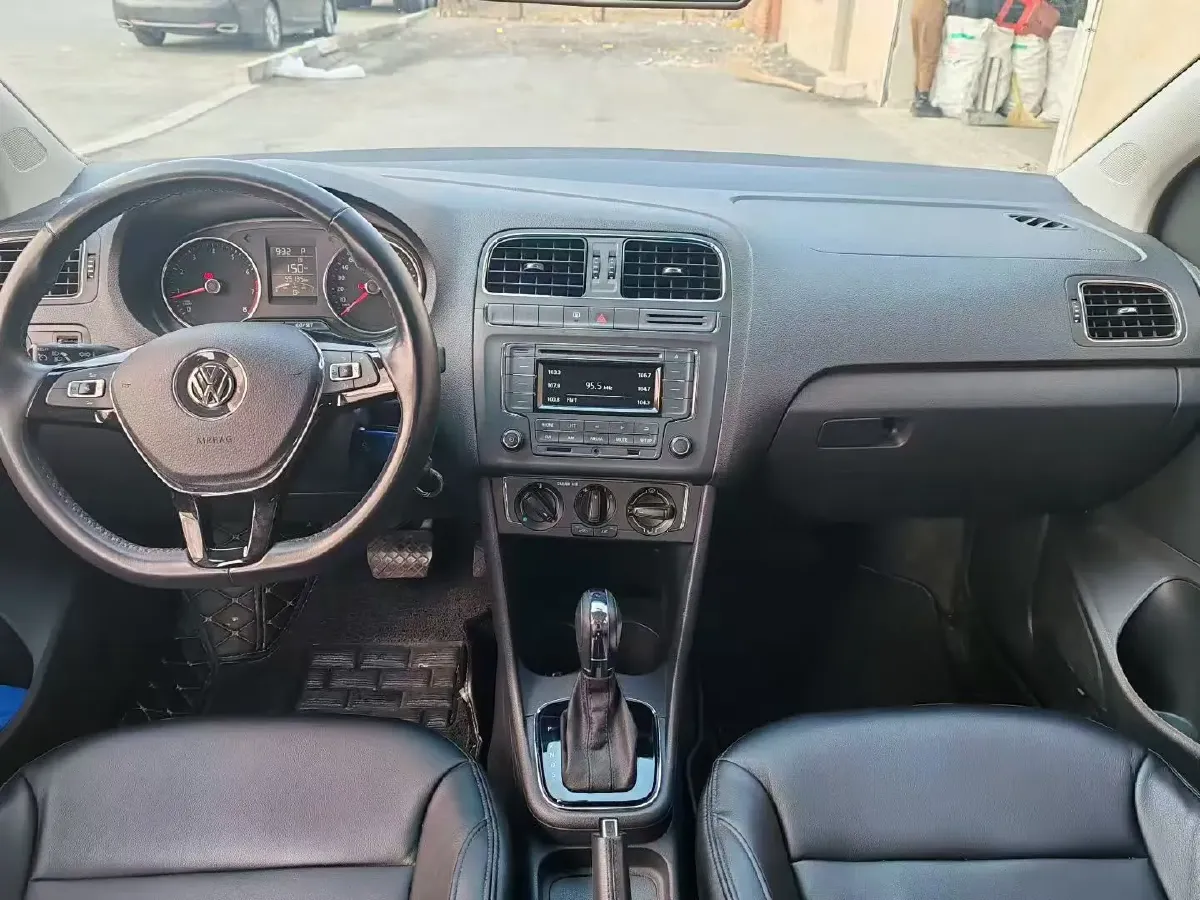 2016 Volkswagen Polo 1.6L 110HP L4 6AT,autocango,china used car exporter,china ev exporter,chinese used car exporter,chinese used ev exporter