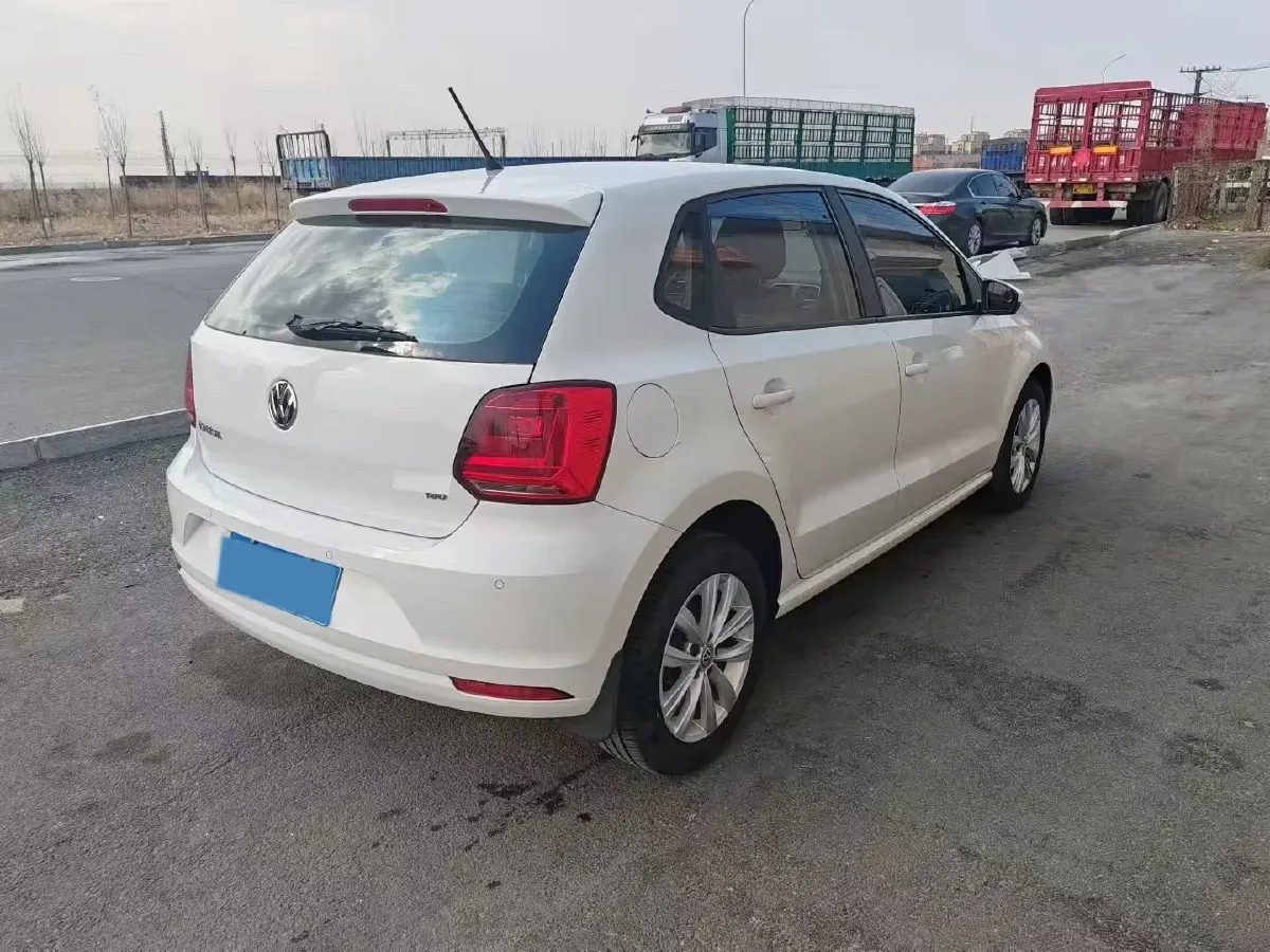 2016 Volkswagen Polo 1.6L 110HP L4 6AT,autocango,china used car exporter,china ev exporter,chinese used car exporter,chinese used ev exporter